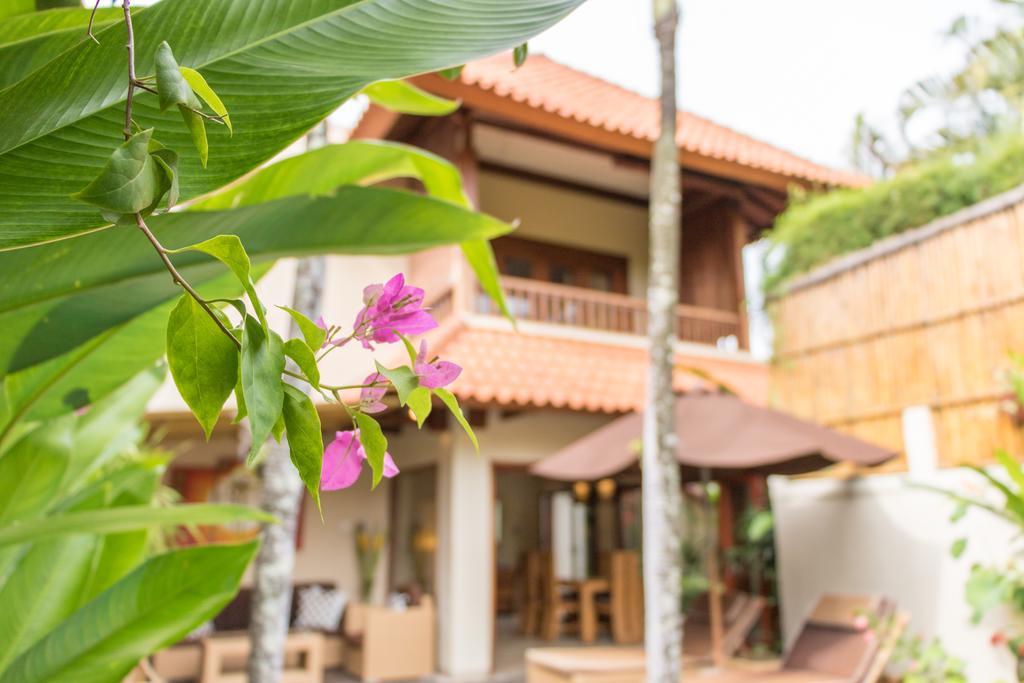 Villa Seriska Seminyak Ngoại thất bức ảnh