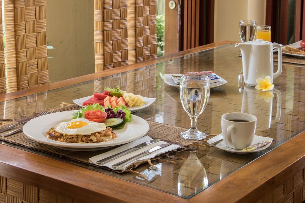 Villa Seriska Seminyak Ngoại thất bức ảnh