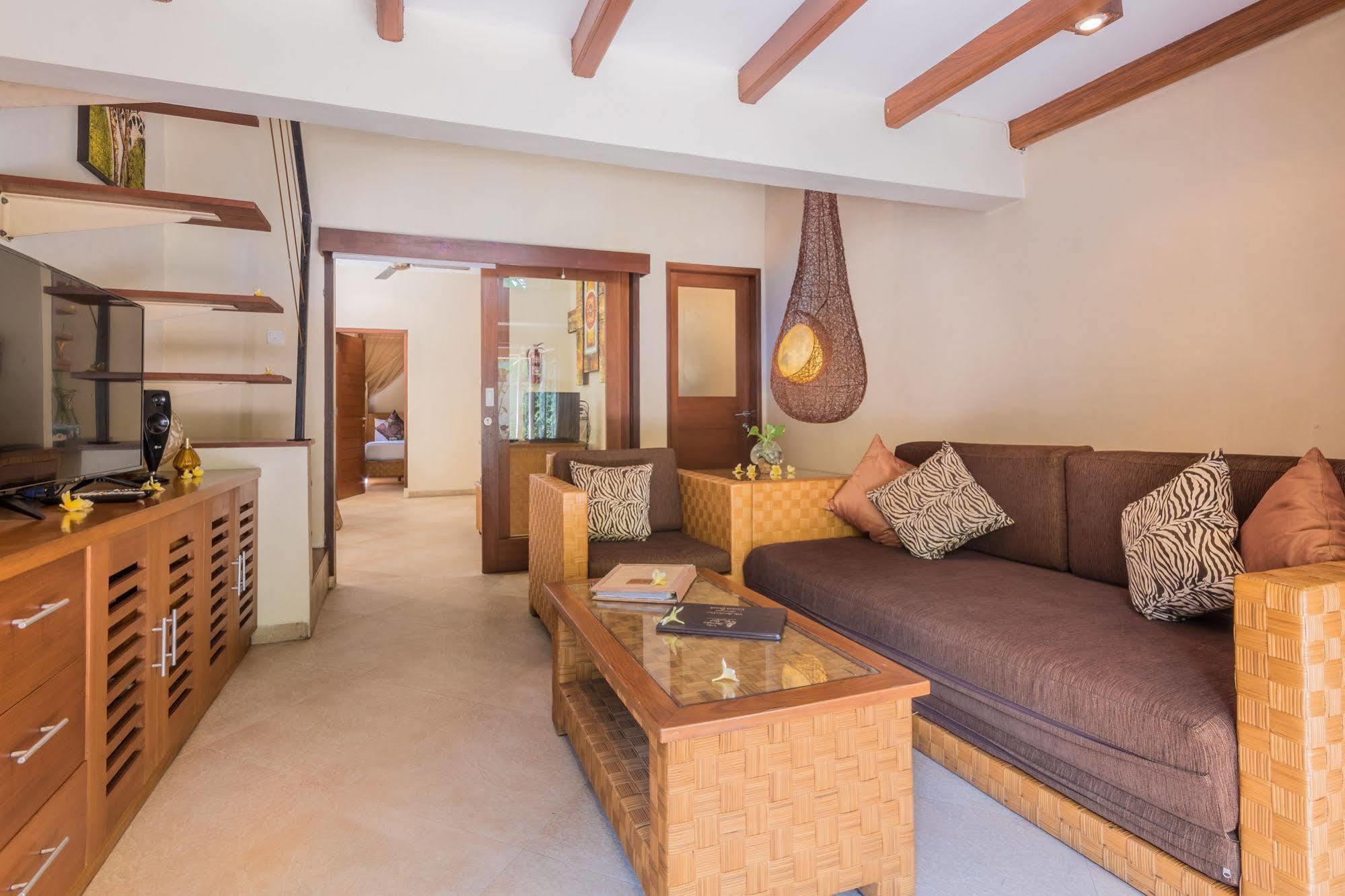 Villa Seriska Seminyak Ngoại thất bức ảnh