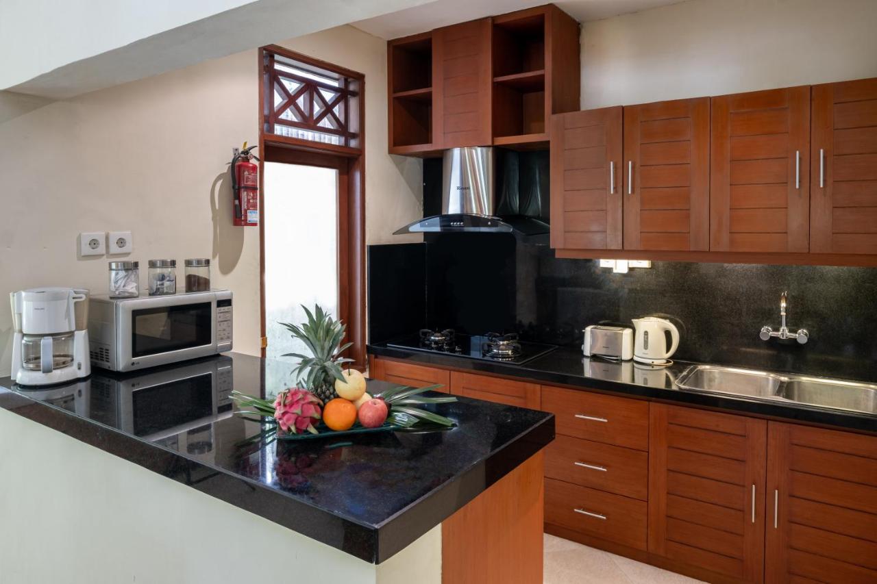 Villa Seriska Seminyak Ngoại thất bức ảnh